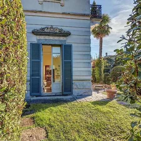 Flat In Clara Apartment Como
